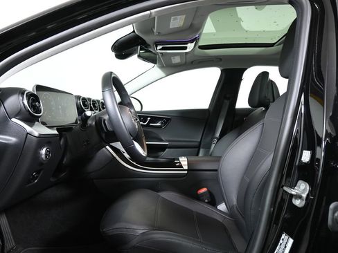 Certified 2025 Mercedes-Benz C 300 4MATIC Sedan image 3