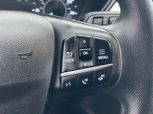 Used 2022 Ford Escape SE image 9