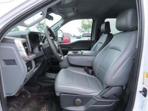 Used 2024 Ford F350 XL AWD/4WD image 28