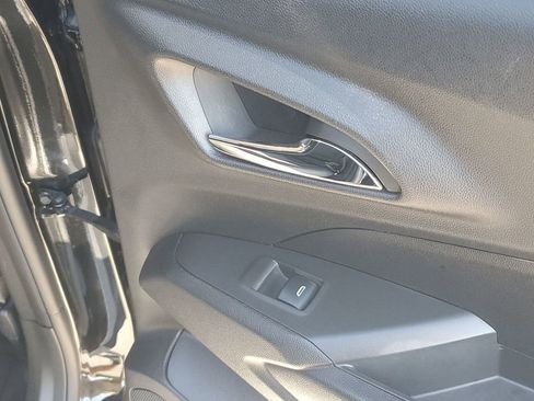 Used 2024 Chevrolet Trax LT image 45