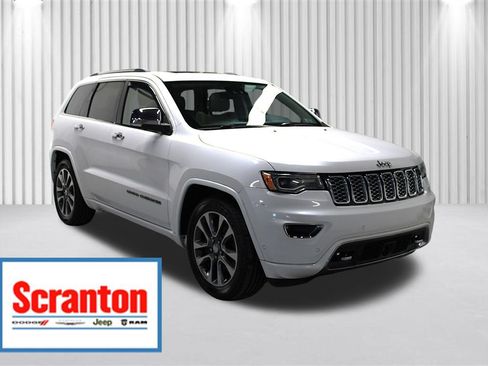 Certified 2017 Jeep Grand Cherokee Overland w/ Jeep Active Safety Group AWD/4WD image 1
