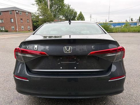 Used 2024 Honda Civic EX image 4