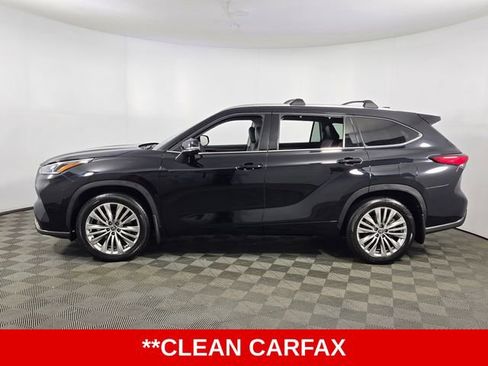 Used 2023 Toyota Highlander Platinum image 5