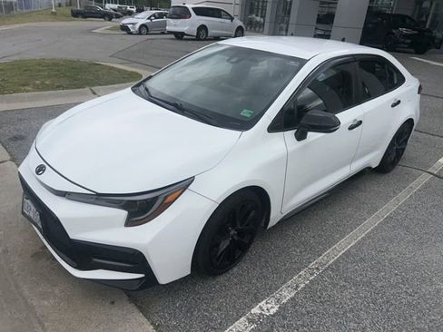 Used 2022 Toyota Corolla SE FWD image 19