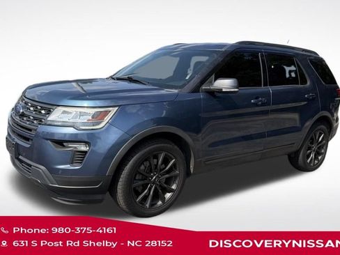 Used 2018 Ford Explorer XLT w/ Equipment Group 202A AWD/4WD image 1