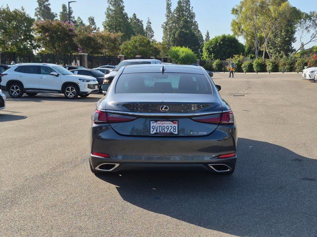 Used 2025 Lexus ES 350 w/ Premium Package FWD image 7