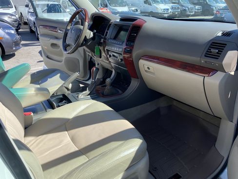Used 2008 Lexus GX 470 AWD/4WD image 21