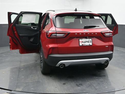 New 2026 Ford Escape SE image 58