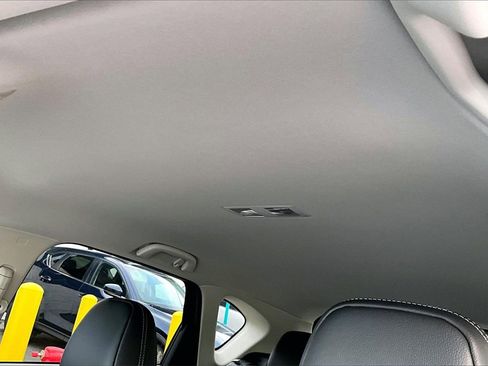 Certified 2025 MAZDA CX-5 AWD 2.5 S w/ Preferred Package image 12