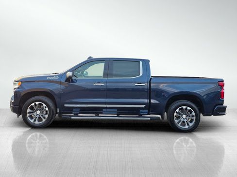 Used 2023 Chevrolet Silverado 1500 High Country w/ Technology Package image 4