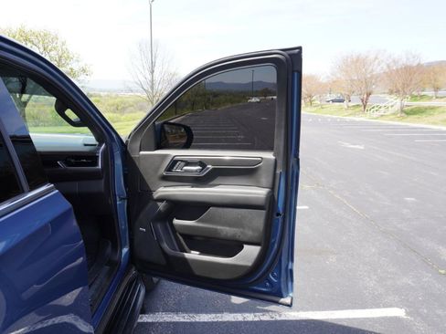 Used 2026 GMC Yukon XL Elevation w/ Elevation Premium Package image 24