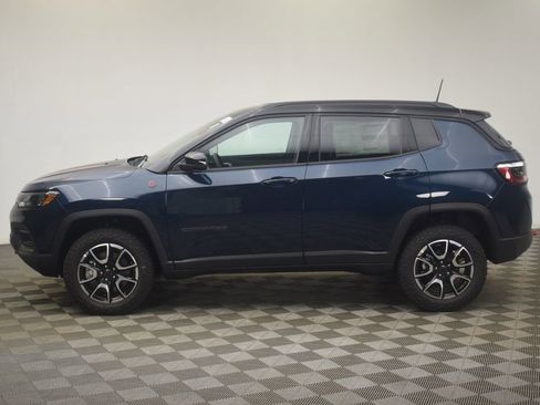 New 2026 Jeep Compass Trailhawk AWD/4WD image 12