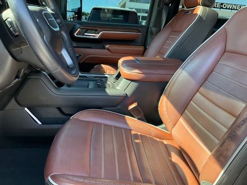Used 2024 GMC Sierra 2500 Denali Ultimate w/ Max Trailering Package AWD/4WD image 5