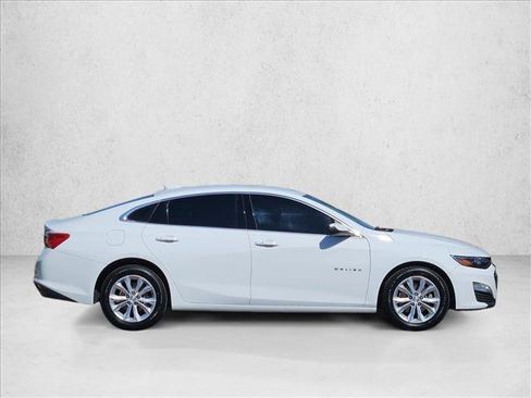 Used 2024 Chevrolet Malibu LT FWD image 9