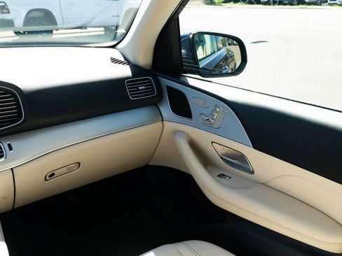 Used 2024 Mercedes-Benz GLE 350 4MATIC image 10