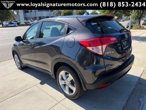 Used 2017 Honda HR-V LX image 5