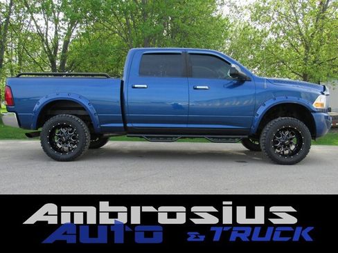 Used 2011 RAM 2500 SLT w/ Luxury Group AWD/4WD image 2