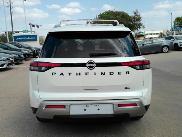 Used 2022 Nissan Pathfinder SL w/ SL Black Package FWD image 8