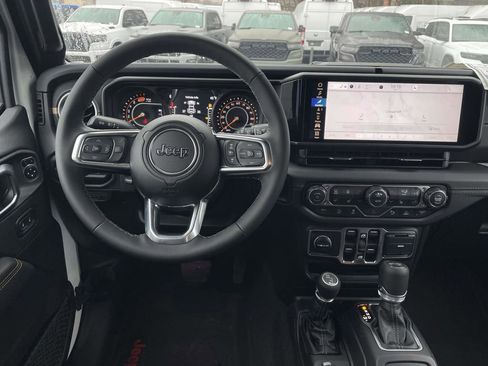 New 2026 Jeep Wrangler Unlimited Sahara AWD/4WD image 21