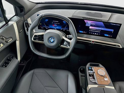 Certified 2024 BMW iX xDrive50 w/ Premium Package AWD/4WD image 22