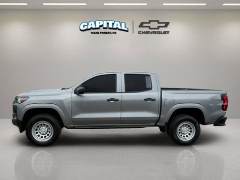 Used 2024 Chevrolet Colorado W/T w/ WT Convenience Package image 2