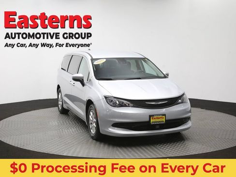 Used 2023 Chrysler Voyager LX FWD image 51