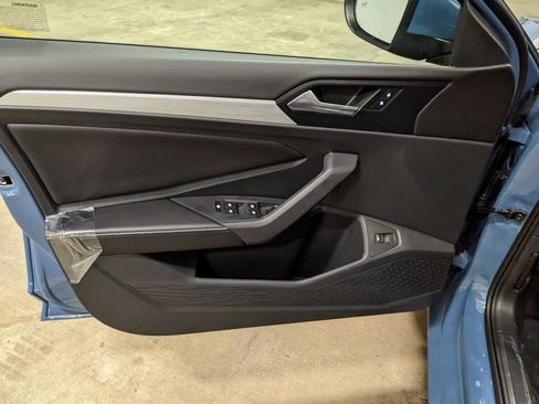 New 2025 Volkswagen Jetta S image 9