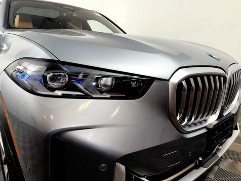 Used 2024 BMW X5 xDrive40i w/ Premium Package AWD/4WD image 25