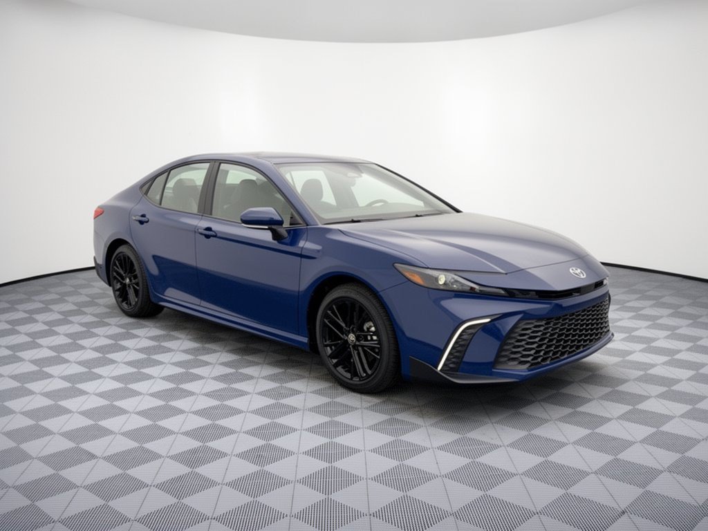 Used 2026 Toyota Camry SE FWD image 7