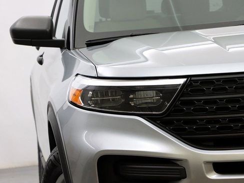 Used 2023 Ford Explorer 4WD image 4