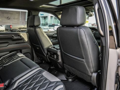 New 2026 GMC Sierra 1500 AT4 w/ AT4 Premium Package AWD/4WD image 73