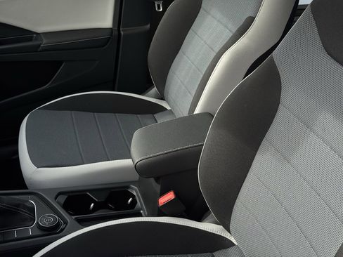 New 2025 Volkswagen Taos S image 21