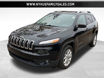 Used 2018 Jeep Cherokee Latitude Plus w/ Cold Weather Group