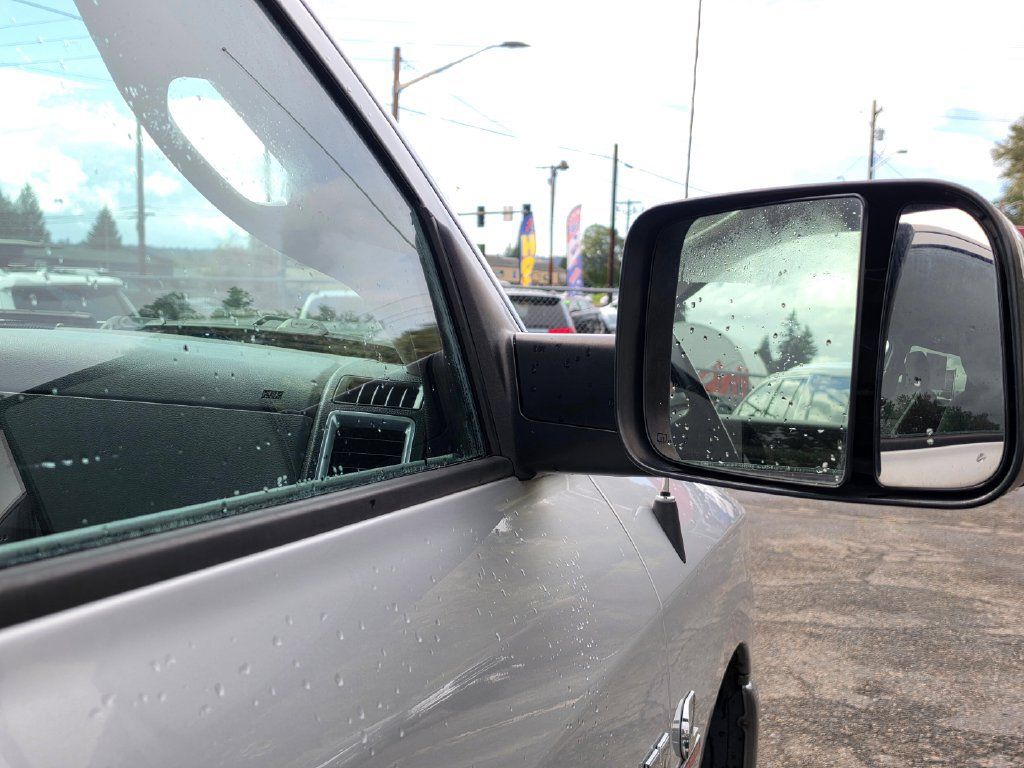 Used 2017 RAM 3500 Big Horn AWD/4WD image 14