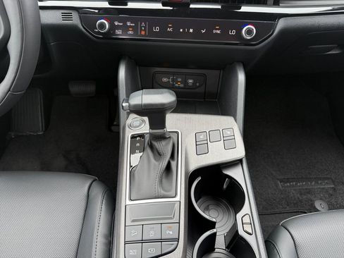 New 2026 Kia Sportage X-Line w/ X-Line Technology Package image 11