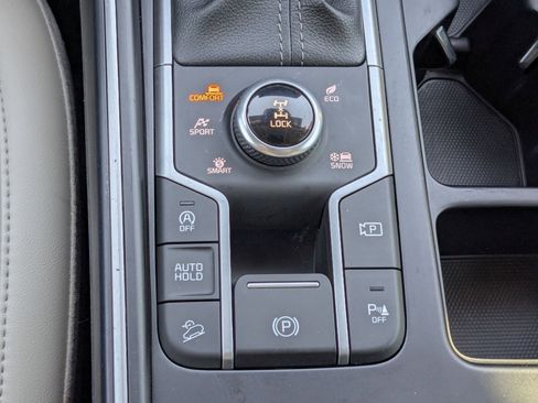 Certified 2022 Kia Sorento X-Line EX image 23