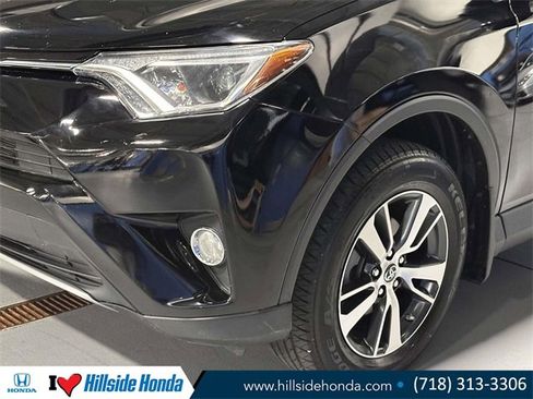 Used 2018 Toyota RAV4 XLE image 9