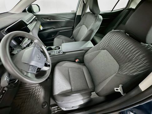 Used 2026 Toyota Camry LE w/ Convenience Package FWD image 13