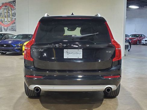 Used 2018 Volvo XC90 T5 Momentum w/ Convenience Package image 10