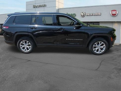 Used 2022 Jeep Grand Cherokee L Limited AWD/4WD image 11
