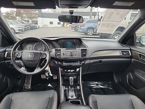 Used 2017 Honda Accord Sport Special Edition image 13