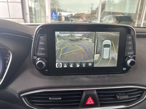 Used 2020 Hyundai Santa Fe Limited image 9