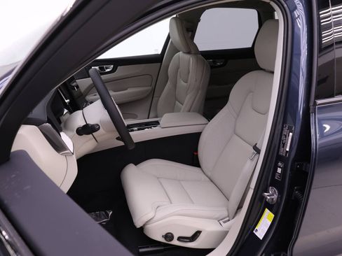 New 2026 Volvo XC60 B5 Ultra w/ Protection Package Premier image 8