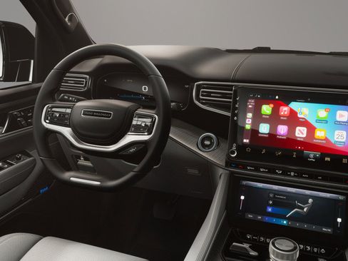 New 2026 Jeep Grand Wagoneer Summit image 9