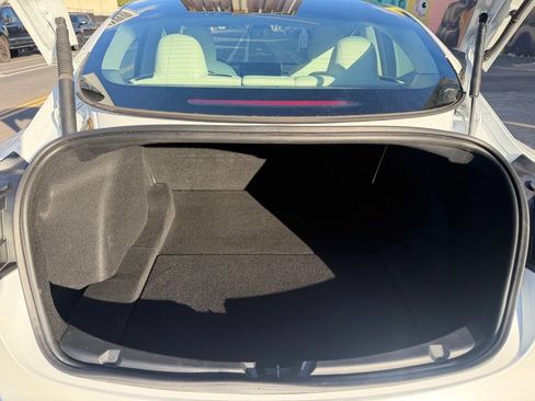 Used 2022 Tesla Model 3 RWD image 16