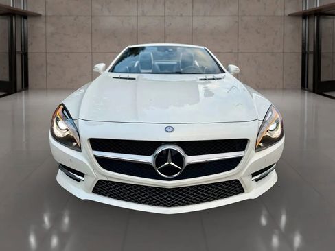 Used 2015 Mercedes-Benz SL 550 image 9