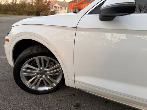 Used 2018 Audi Q5 2.0T Premium Plus w/ Premium Plus Package image 49