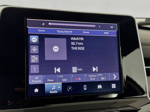 Used 2025 Jeep Compass Latitude image 21