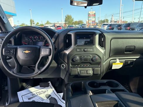 Used 2024 Chevrolet Silverado 1500 Custom image 15