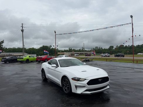 Used 2019 Ford Mustang Coupe w/ Equipment Group 101A RWD image 3